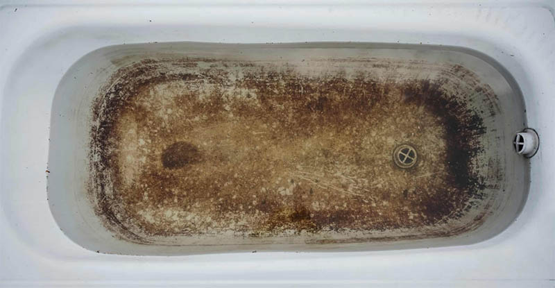 Грязь в воде